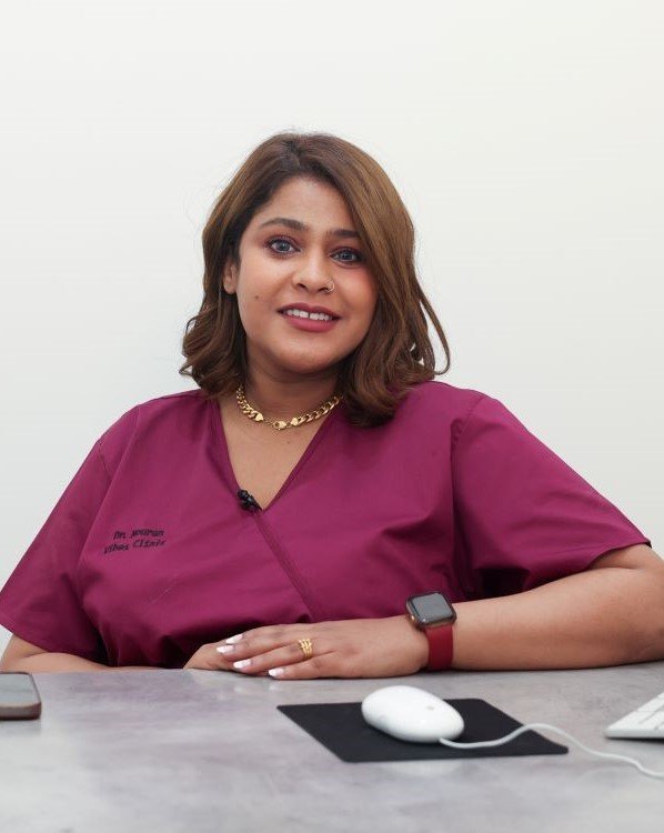 dr-Dermatologist-At-vibes-Clinic-in-Dubai-1